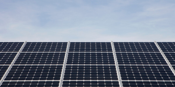 Comprar / Vender Casas Unifamiliares y Chalets en Madrid · con Placas Solares