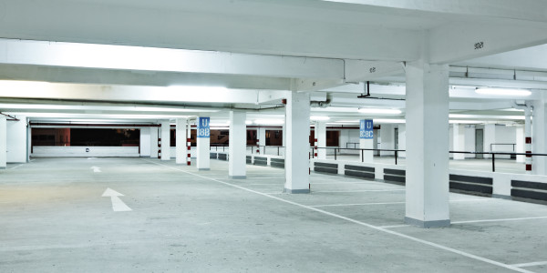 Comprar / Vender Dúplex y Áticos en Chueca · con Garaje / Parking