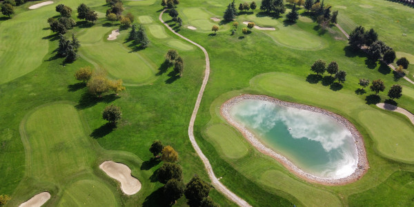 Comprar / Vender Solares, Terrenos y Parcelas Urbanizables en Argüelles · en campos de golf