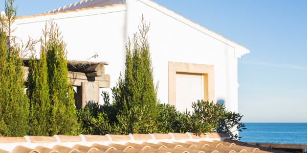 Inversores, Intermediarios, Agentes y Brokers Inmobiliarios en Madrid · Casas de Playa