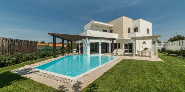 Inversores, Intermediarios, Agentes y Brokers Inmobiliarios en Madrid · Villas